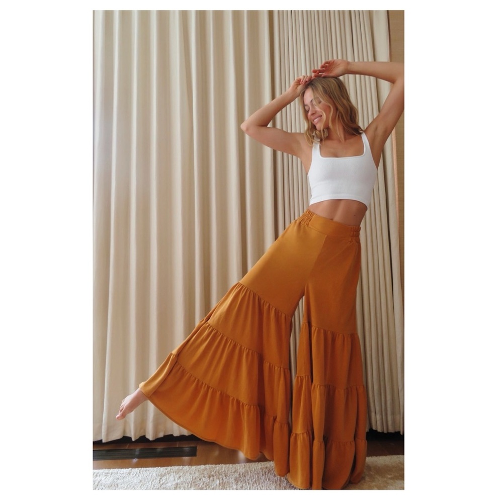 FP Movement by Free People Mattu Tiered Seamed Wide Leg Pants Orange S NWT